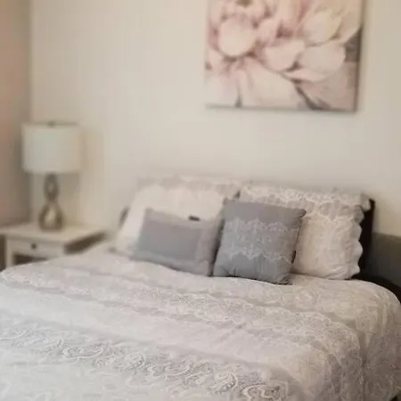 Nice And Cozy. Sleeps 5. Chicago Exterior photo