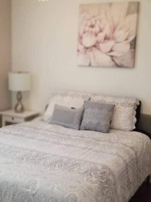 Appartamento And Cozy. Sleeps 5. *